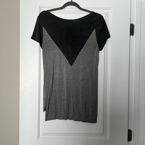 Noir Colorblock Tee - Picture 2 of 2